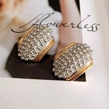 vintage jewelry  古典華麗盾型夾式耳環