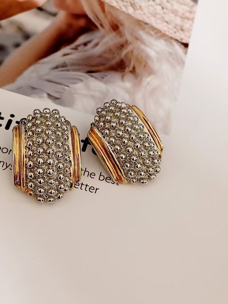 vintage jewelry  古典華麗盾型夾式耳環