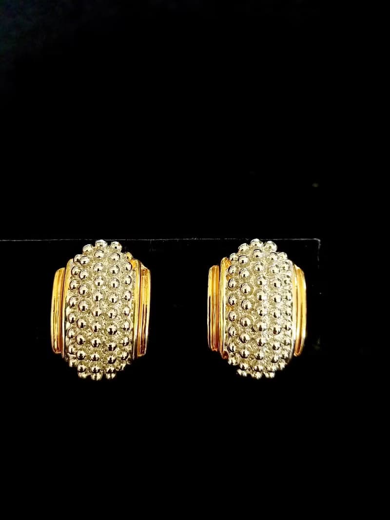 vintage jewelry  古典華麗盾型夾式耳環