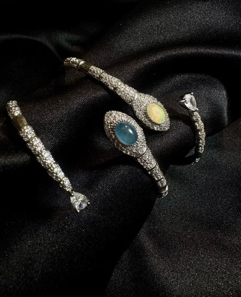 靈蛇。歐泊 手鏈 手環 海藍寶 手鍊 手環。女巫彩寶