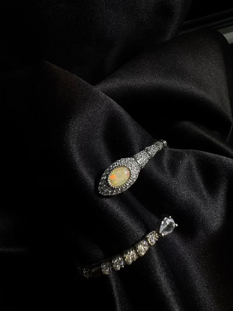 靈蛇。歐泊 手鏈 手環 海藍寶 手鍊 手環。女巫彩寶