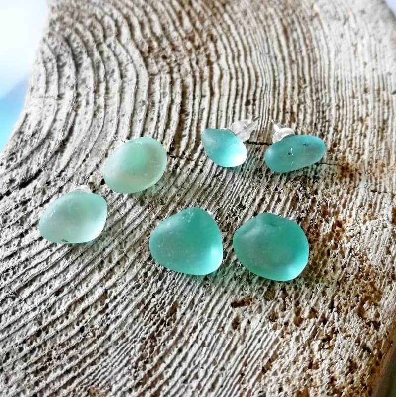 Sea Glass Stud Earrings 海玻璃耳環 Aqua Sea Glass Earrings 海廢飾品Blue Sea Glass Jewelry