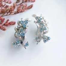 【西洋古董飾品 】立體 對稱 冰沁花形  夾式耳環