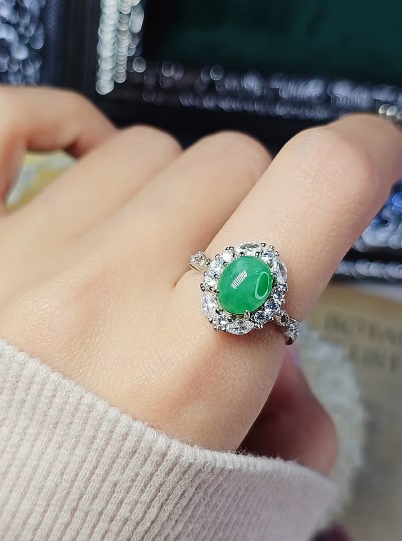 緬甸|貴氣陽綠|A貨翡翠冰陽綠大蛋面8.6mm純銀鍍18k日系蕾絲戒指