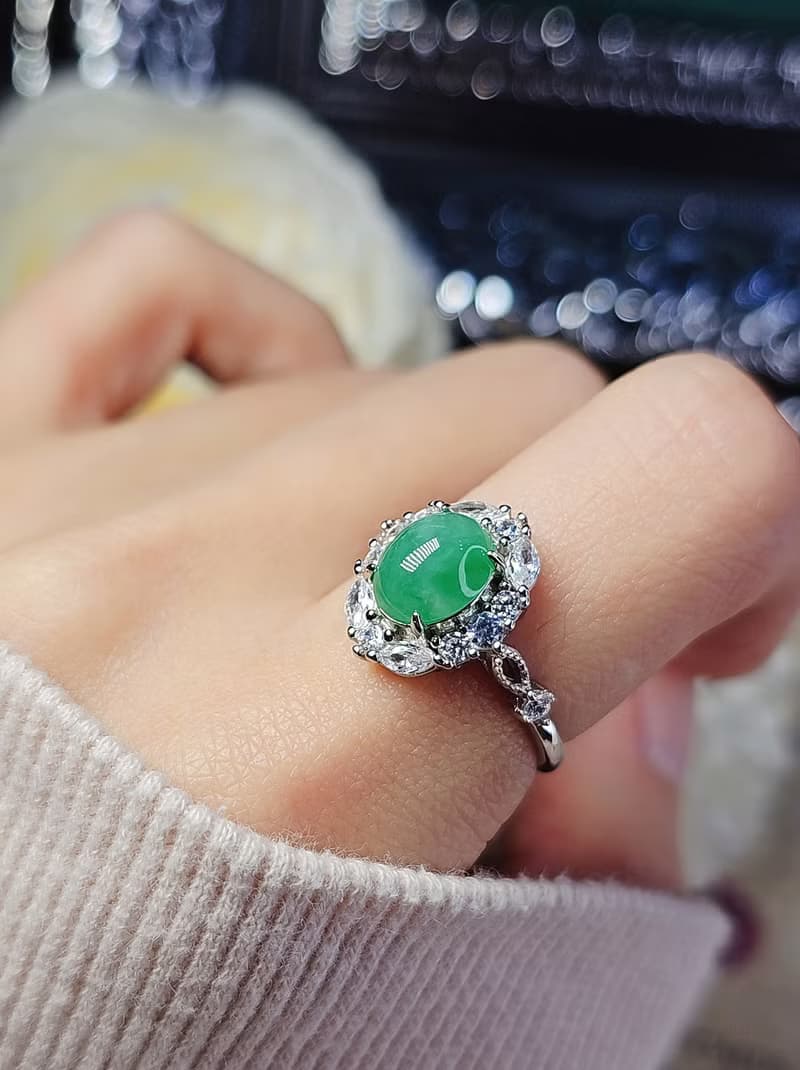 緬甸|貴氣陽綠|A貨翡翠冰陽綠大蛋面8.6mm純銀鍍18k日系蕾絲戒指