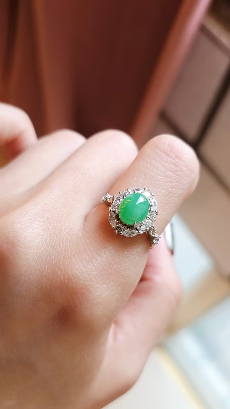 緬甸|貴氣陽綠|A貨翡翠冰陽綠大蛋面8.6mm純銀鍍18k日系蕾絲戒指