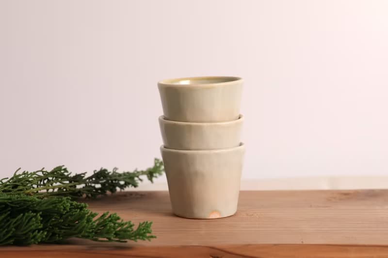 青黃梅灰小茶杯