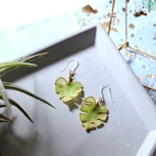 【植物耳環】 霧青綠色 迷你 龜背芋 夏日植物系 耳環 (訂製)
