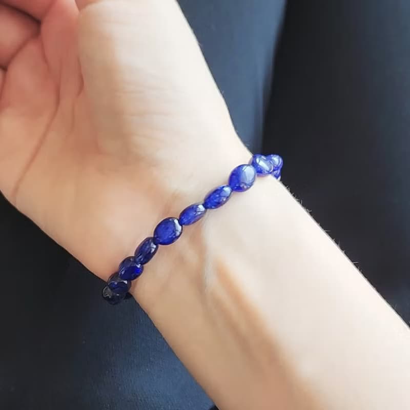 サファイアのジェンダフリーブレスレット　紺碧