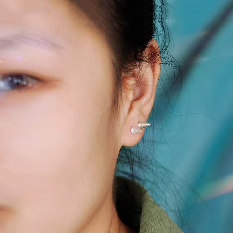 獨角獸的角 原創設計925銀幸運角螺旋紋理純銀耳釘 一對