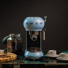 【SMEG】義大利半自動義式咖啡機-粉藍色
