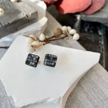 Darkness 極。黑 皮革耳環 紐約電繪羊皮 方形