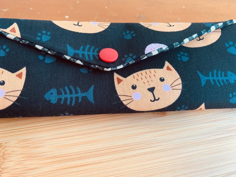 文青風環保筷袋  喵星人足跡 閃亮黑 手作餐具袋.交換禮物.