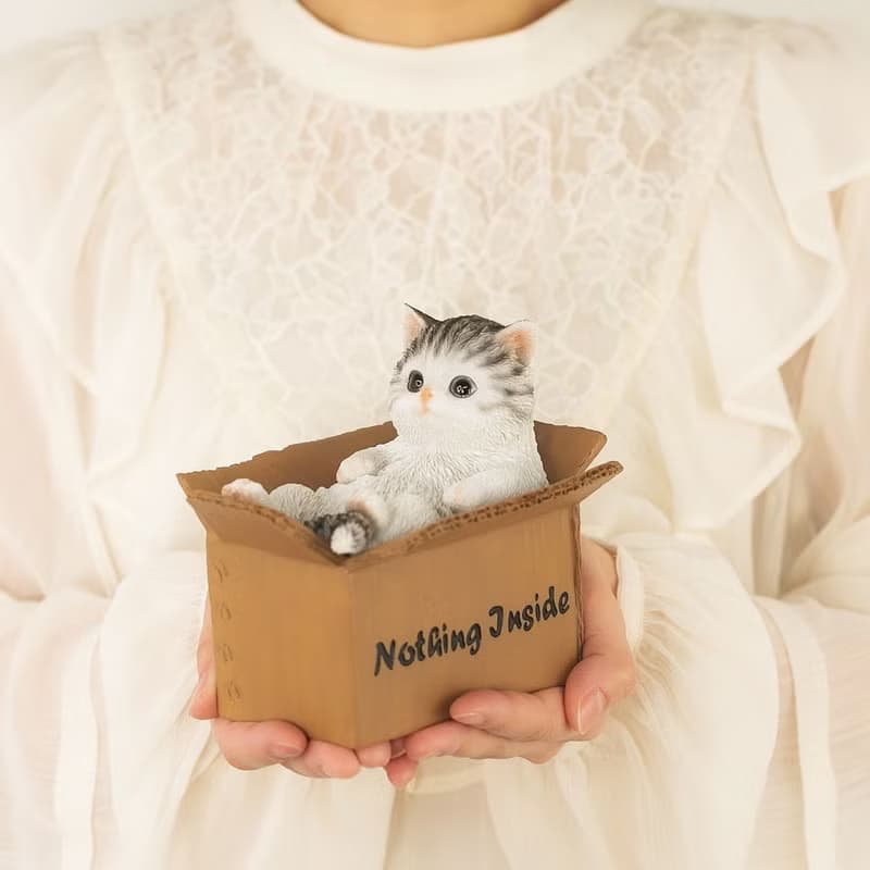 デバリエ【正規品】ca237-s 猫の置物 サバトラ 小物入れ レジン製 ギフト 誕生日プレゼント