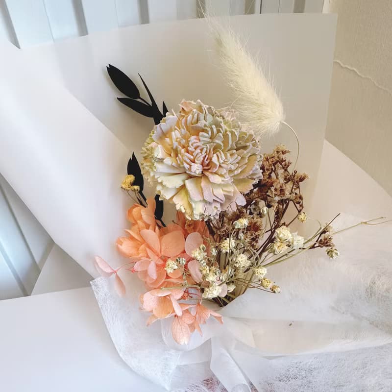 母親節中花束。母親節花束。花束。康乃馨。母親節花禮