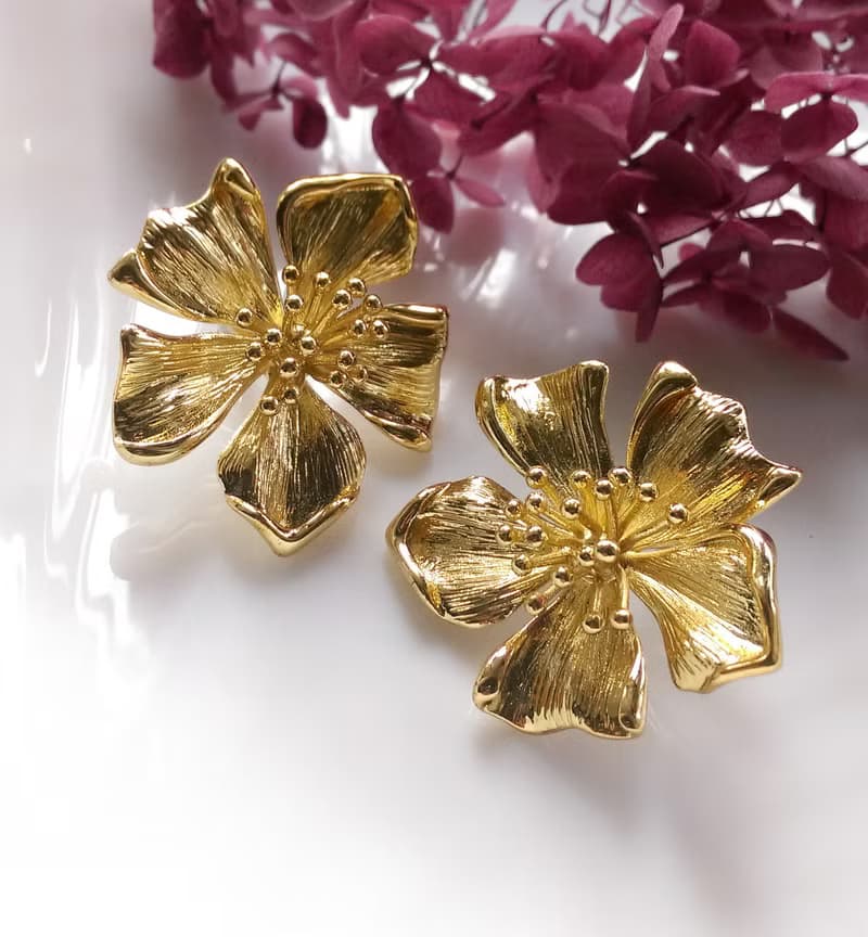 Vintage Jewelry 西洋古董飾品 BAUBLEBAR 立體花卉 針式耳環