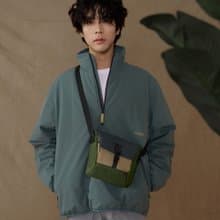 小斜背包 側背包 隨身小包 防水布料 男女可用 午夜叢林版 Hitch