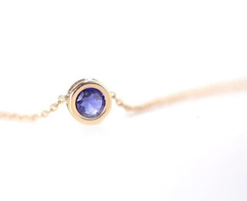 [9月誕生石]アイオライトのベゼルネックレス