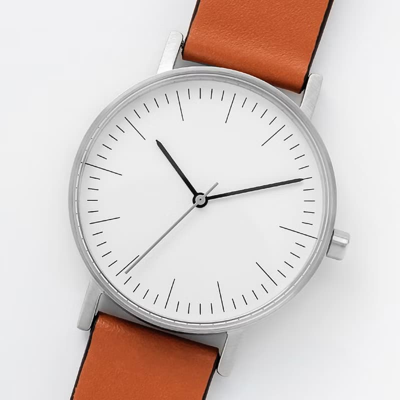 BIJOUONE彼樹灣B001系列銀色表殼白色表盤黃棕色真皮表帶防水手錶