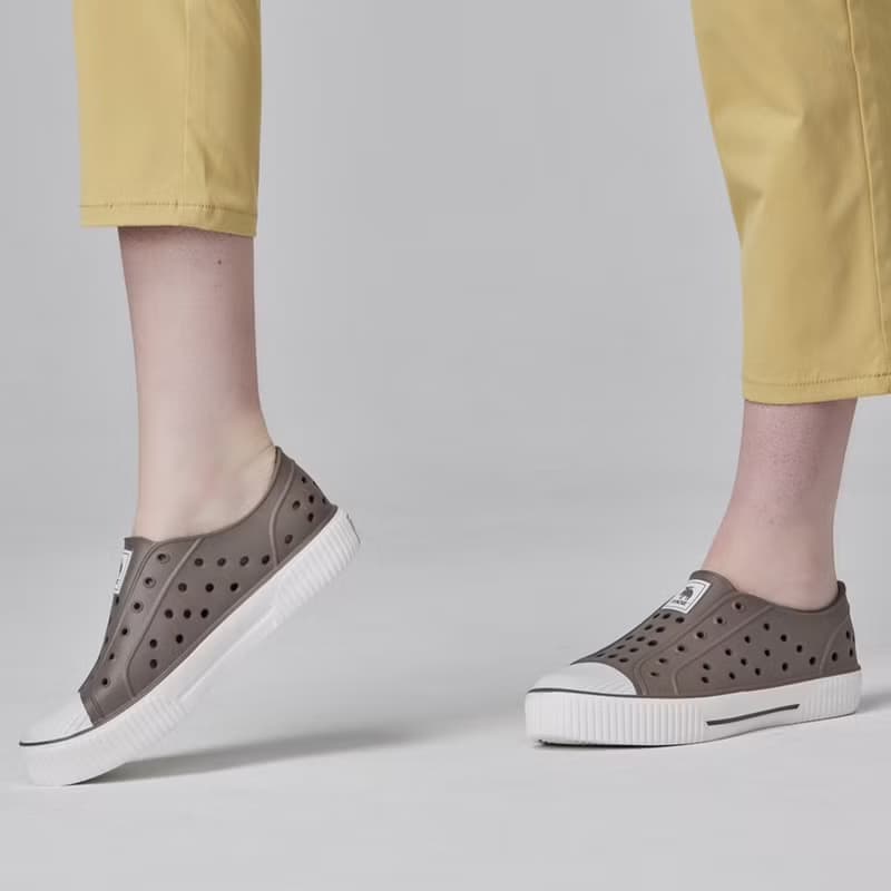 moz瑞典 駝鹿 雙色洞洞餅乾水鞋 (奶蓋巧克力) 舒適厚底-附鞋扣