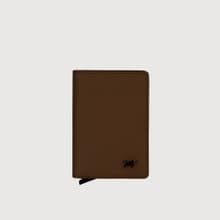 【滿3999送鑰匙圈】瑾-A 2卡名片夾-培土棕/BF556-123-POS