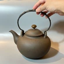 雕花銅把鐵鏽釉面燒水壺 / 煮水壺 / 小平凡手作