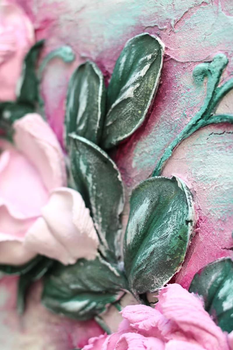 Roses, sculptural painting, an original interior accent and a good gift idea.