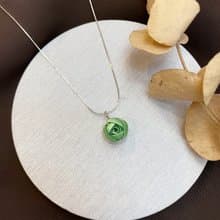 Re-Re蠶絲金工—大地綠 單朵小玫瑰項鍊