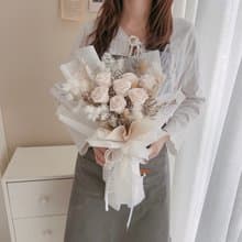 奶油系 白玫瑰永生花束 (7朵)