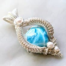 【海洋跫音】/ 收藏級拉利瑪/淡水珍珠/吊墜/黃銅鍍925銀珠寶線