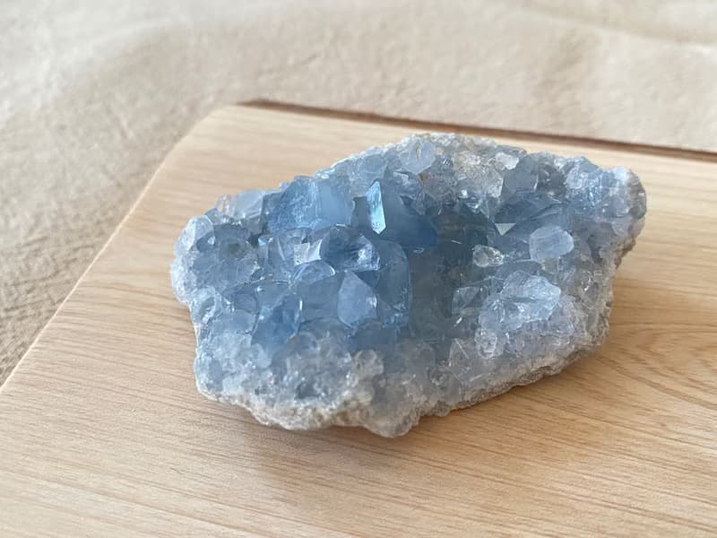 空色 || 天青石 贈質感櫸木小底座 晶簇擺件 風水 淨化心靈