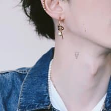 COR-DATE / UNISEX / 線條珍珠耳環