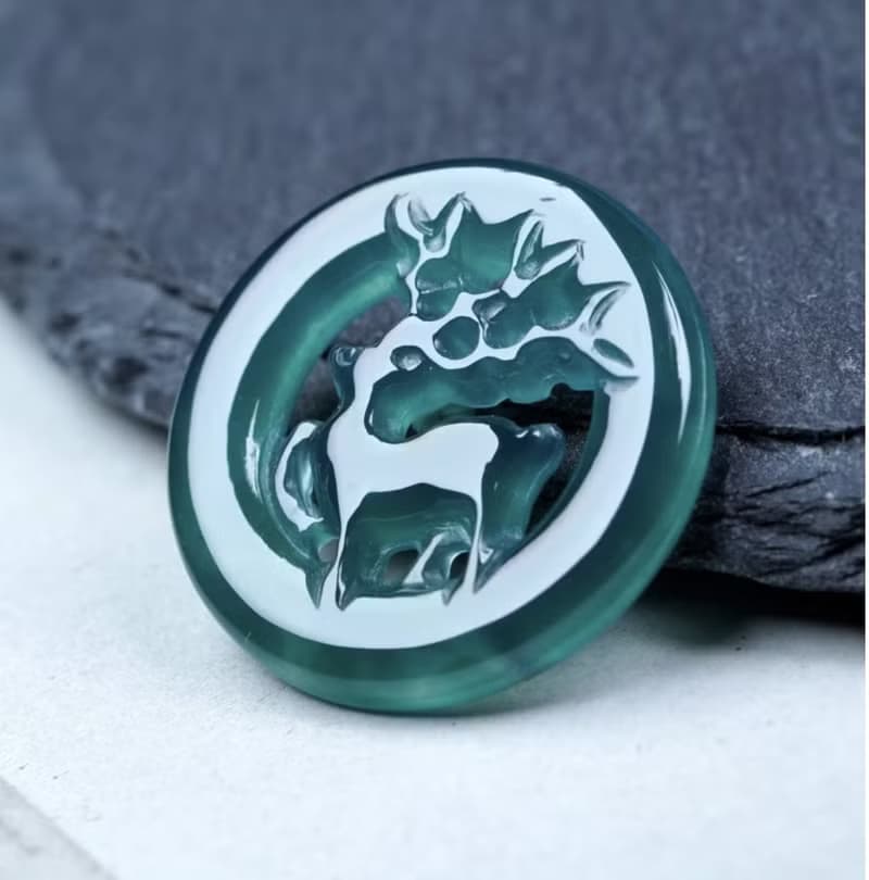 冰藍水翡翠巧雕一鹿有您 | 天然翡翠A貨 | 送禮