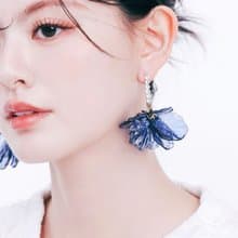 COR-DATE / 童趣花語 / 深藍色花瓣飛揚耳環
