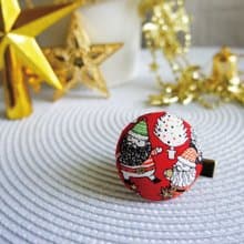 Lovely日本布【2個聖誕老人扣髮夾、圍巾領巾夾D款】紅底