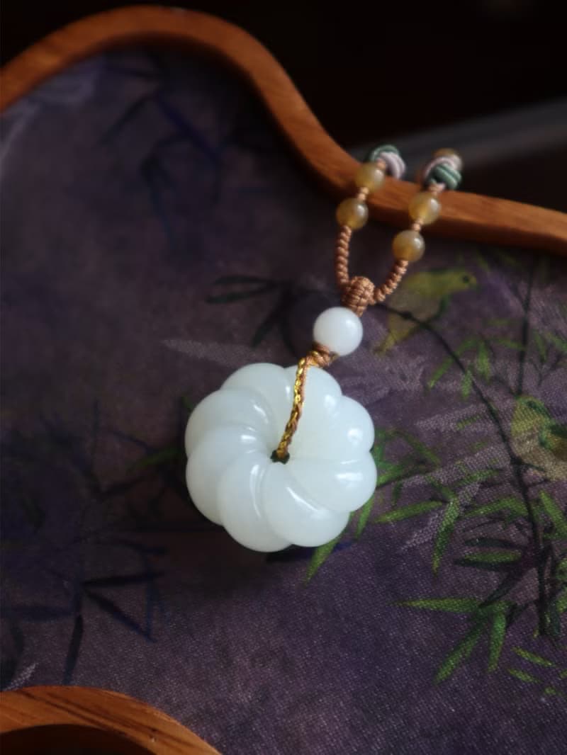 天然和田玉羊脂玉平安扣項鏈新疆且末老料和田玉項鏈白潤細膩平安