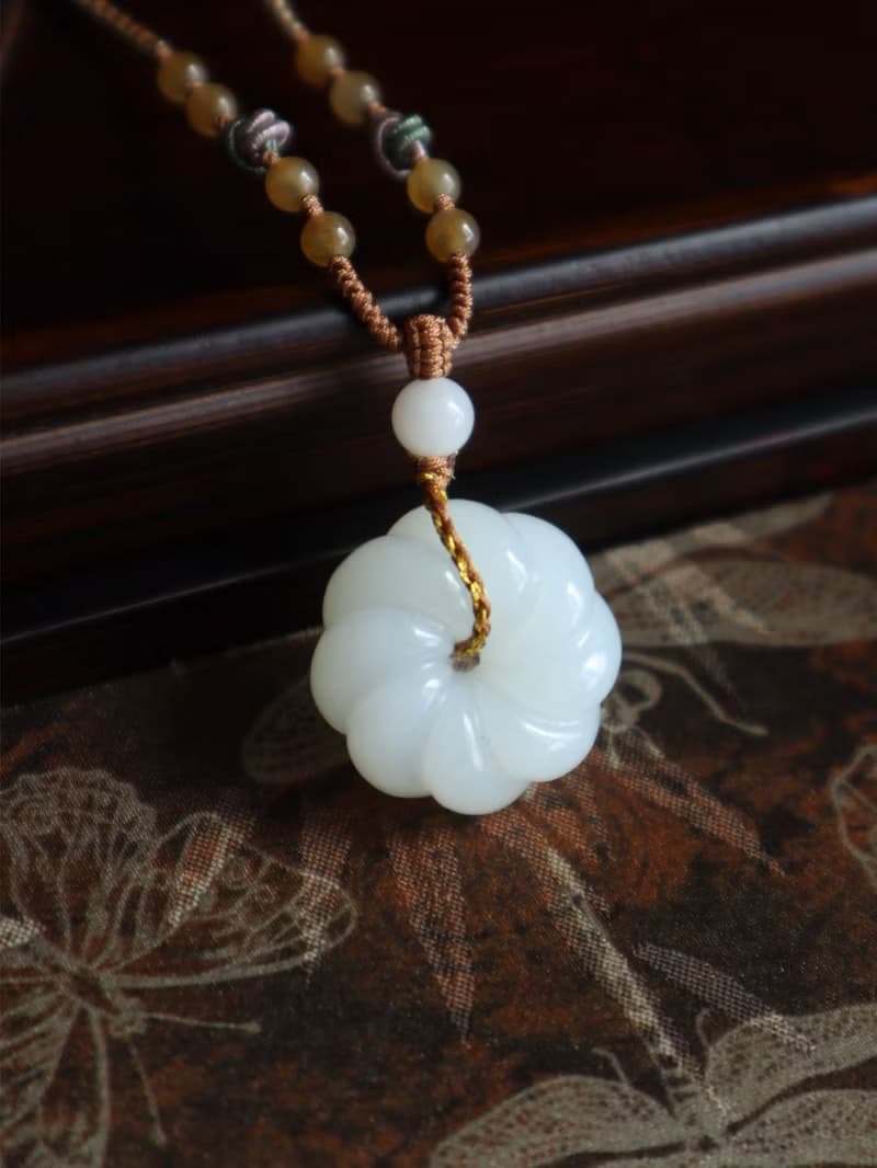 天然和田玉羊脂玉平安扣項鏈新疆且末老料和田玉項鏈白潤細膩平安