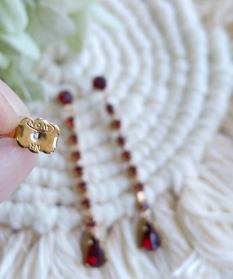 Vintage Jewelry 西洋古董飾品 AVON 垂墜 優雅紅鑽  針式耳環