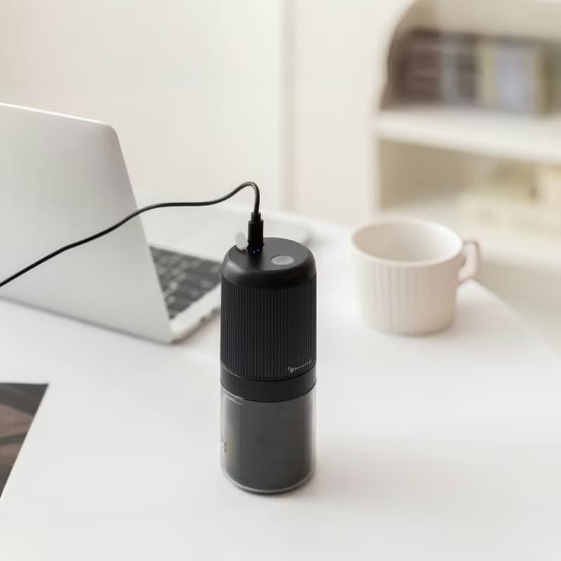 【手沖咖啡】电動磨豆機 不銹鋼磨芯 陶瓷磨芯 輕便易操作 聖誕禮