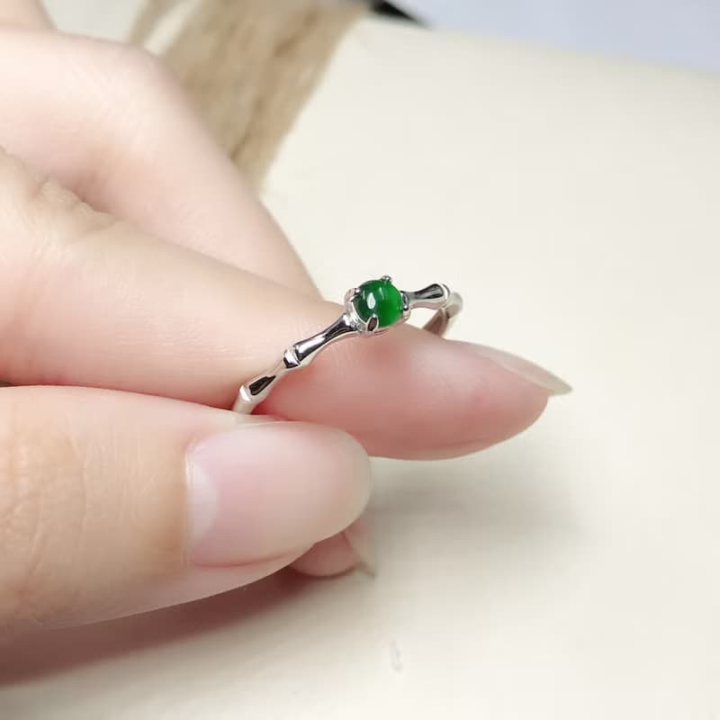 冰種老坑綠翡翠蛋面戒指 925銀 | 天然A貨翡翠 | 送禮