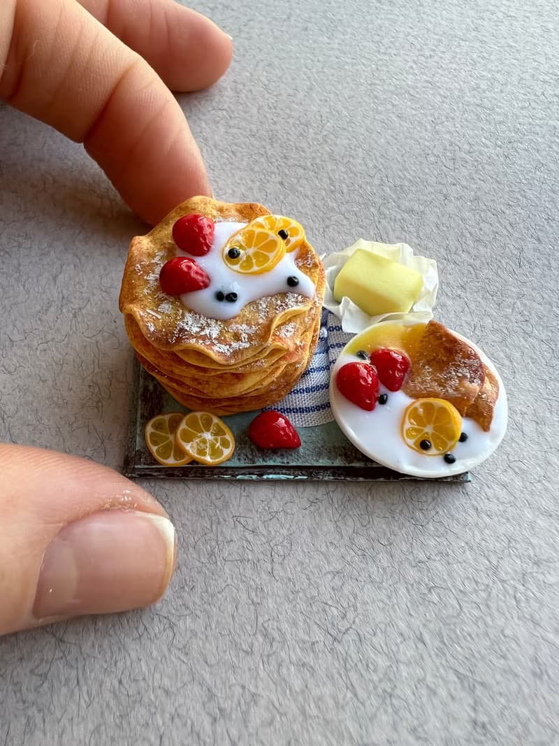 Miniature foods for doll house