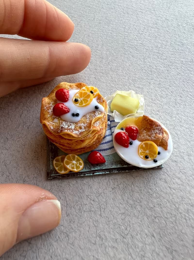 Miniature foods for doll house
