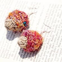 情人節禮物 聖誕禮物 交換禮物 手工編織棉麻彩虹色耳環 耳飾 耳針 耳夾 - 彩虹感 手捻紗麗線鉤織香菇 ( 可改夾式 )
