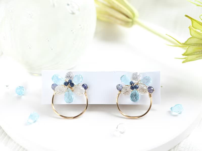 14kgf-skyblue topaz &crystal flower pierced earrings /can change to clip-on