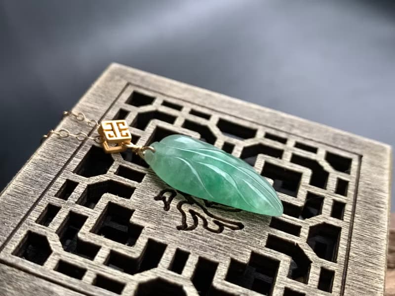 天然緬甸玉翡翠項鍊冰翠綠玉葉 一夜致富 14kgf注金