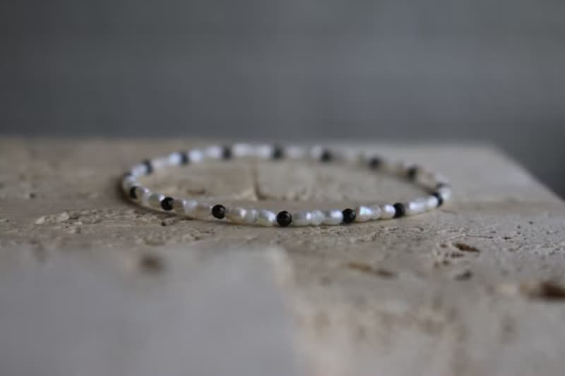 六月誕生石 手環 珍珠 月光石 尖晶石 - 小毛驢 -