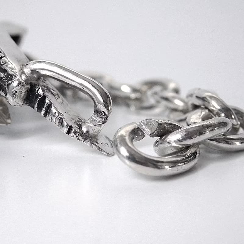 雷鳴のブレスレット　by　GRYPHON