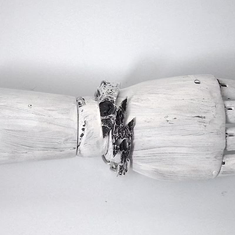 雷鳴のブレスレット　by　GRYPHON