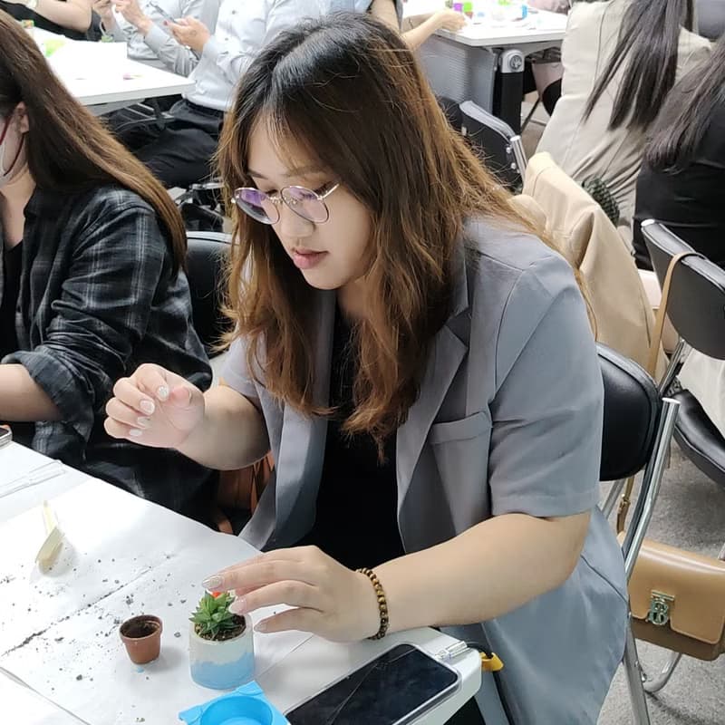 企業手作課程 | 再生牡蠣殼粉多肉植物小盆栽 | SDGs 體驗活動