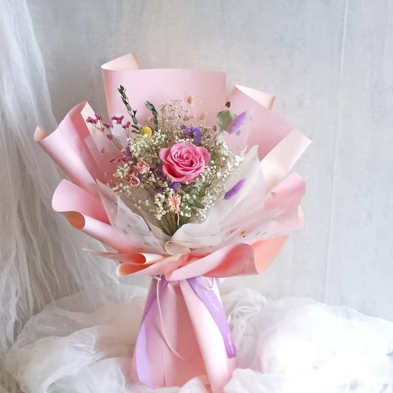 永生玫瑰花束 / 永生花花束 情人節花束 母親節花束